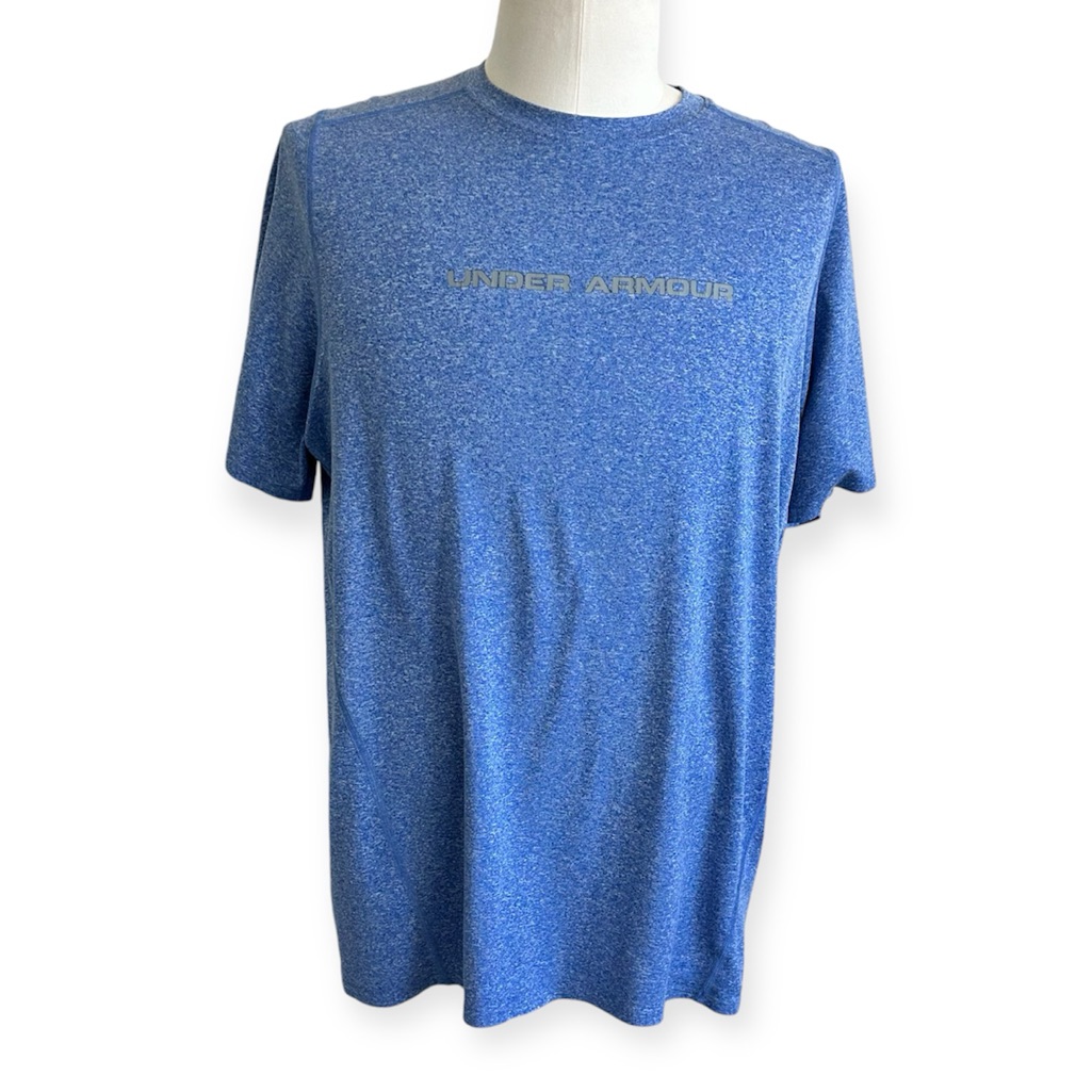 5/$30 Under Armour Men’s Xl Blue Fitted Tee